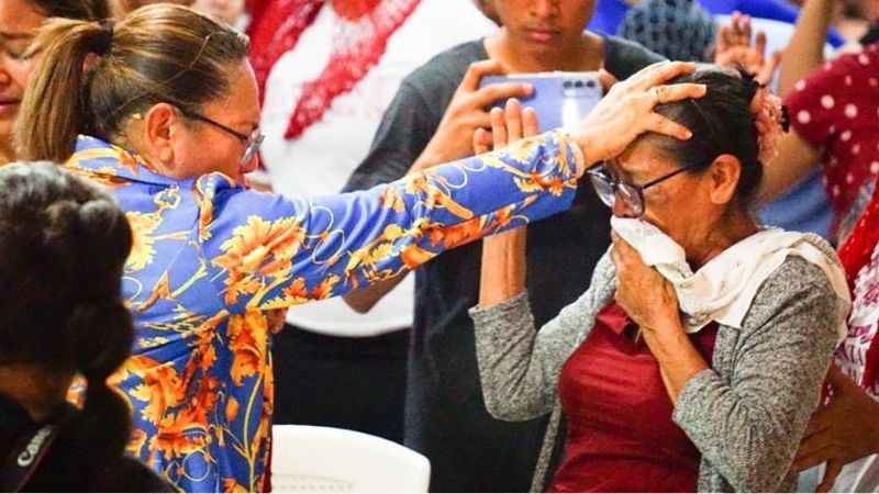 Primer Congreso de Damas Mujer Levántate y Resplandece