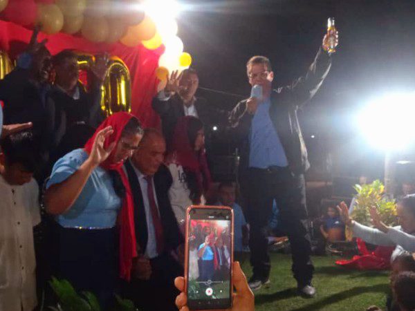 Ungen a Pastores Rodríguez y Salazar