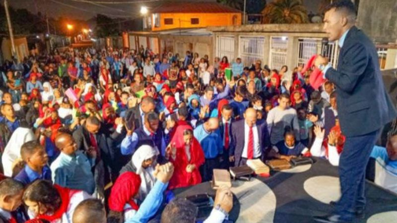 Comisionado Internacional Henry Orellana en San Felix