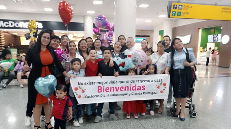 Ecuador Pastora Diana de Palomeque recibida con alegría