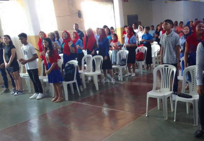 Gran número de jóvenes se movilizaron desde sus misiones para unirse en el Ier Culto Coronado