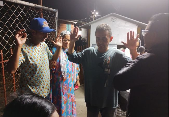 Orando a Dios por las Almas
