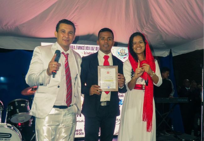 Pastores de la Misión Caracas 25 y el Evangelista Javier Hidalgo