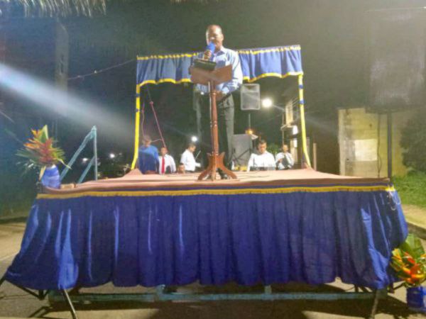 Bloque II de Maturín recibió al Anciano Chequeador