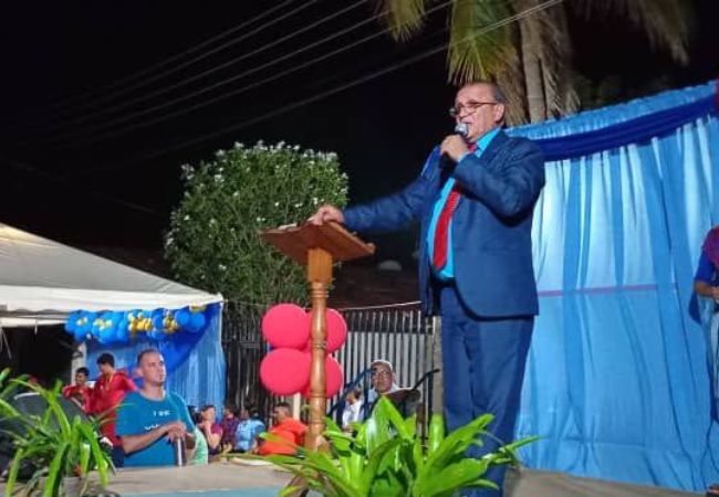 El Pr José Rengifo impartió una palabra que fue de gran bendición