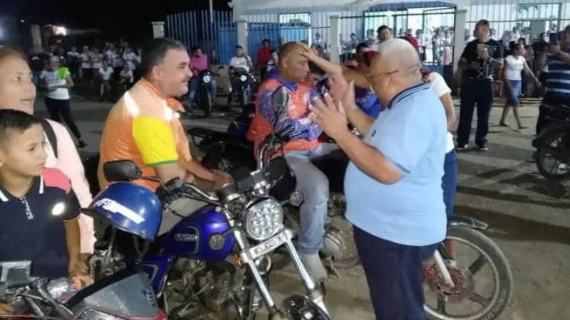 Las líneas de Moto-taxis del Municipio Morán recibieron oración