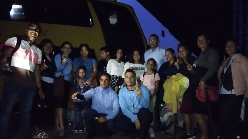 Pastores de Maracay acompañaron al Pr. Ángel sarmiento en el terminal