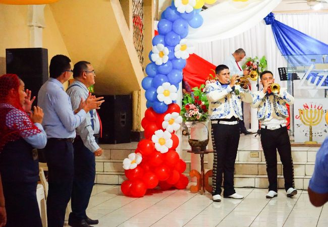 Visita Especial en la Iglesia Central de Managua