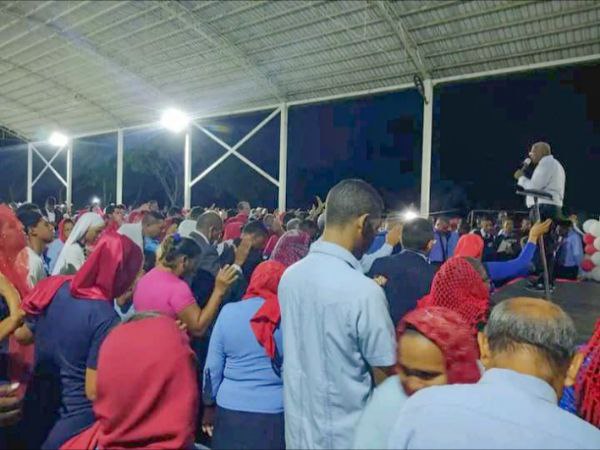 32 Misiones de San Félix participaron en vigilia con Santa Cena