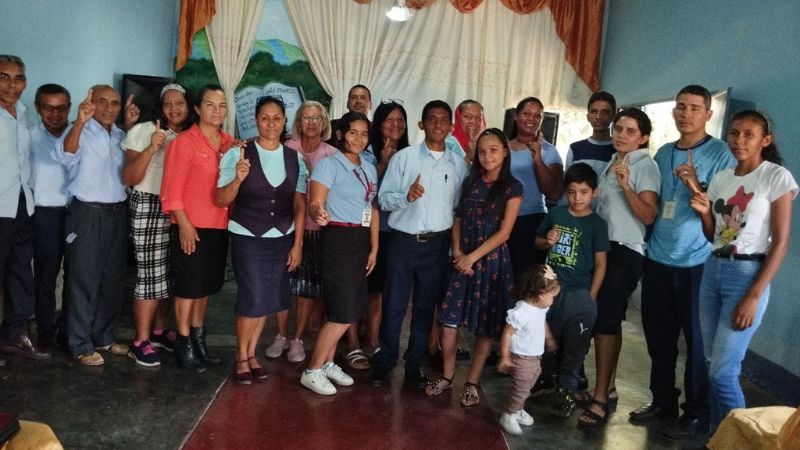 Luz del Mundo Maracay realizó taller de locución radiofónica