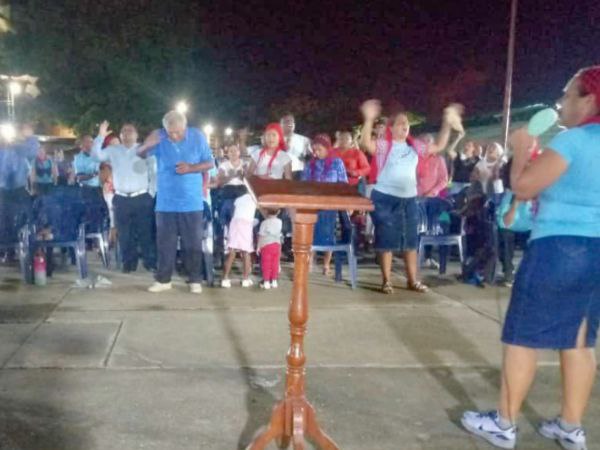 Poderosa vigilia conjunta en Puerto Cabello