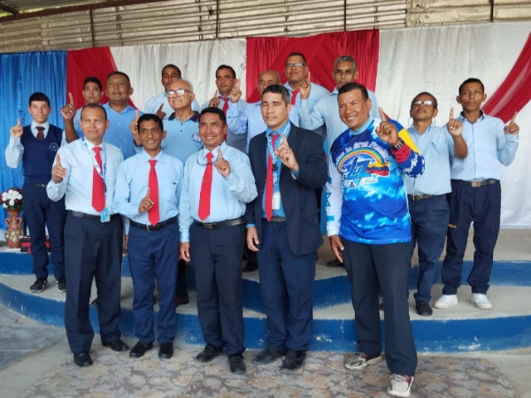 Anciano Chequeador se reunió con los pastores de Maracay