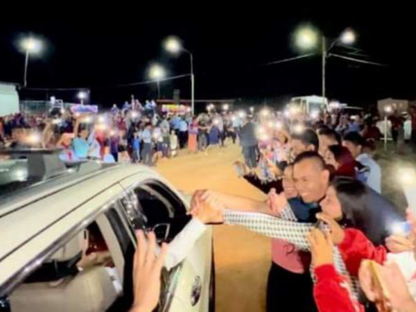 Pr. Puertas sorprendió a Bajo Hondo con su visita