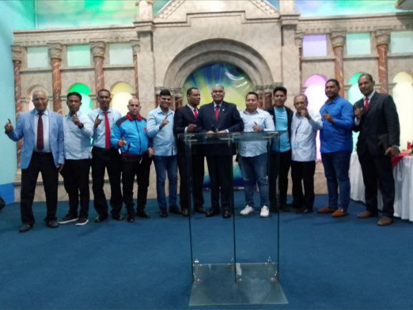 Se alistan evangelistas para evangelización a gran escala