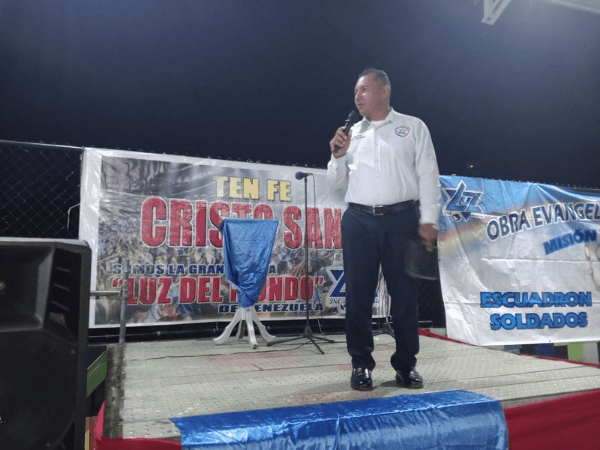 Fiesta de juventud del Bloque 5 en Morón
