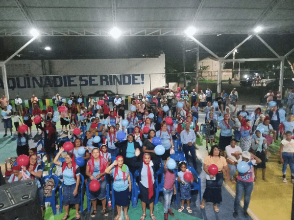 Dinamitas se unen en trabajo de fundación en Morón
