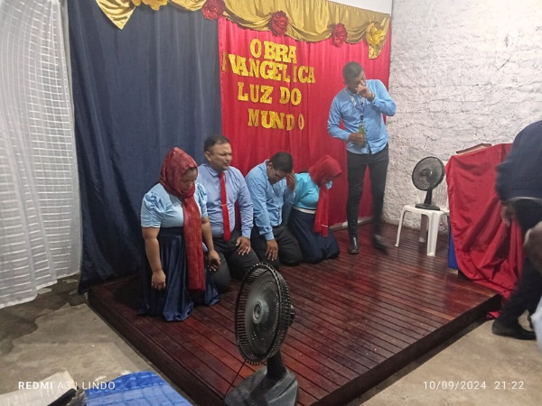 Ungen nuevo anciano de la ciudad de Boa Vista y jefe de zona